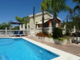 Villa La Jacaranda